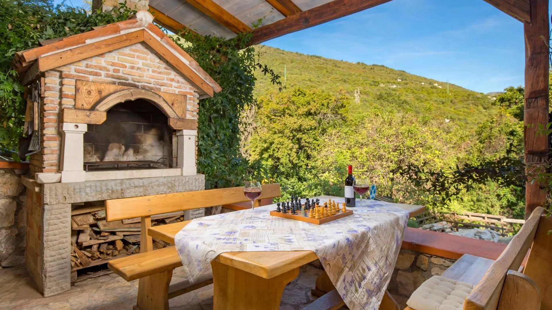 Anamaria Rustic Apartments Mošćenička Draga Accommodatie bij particulieren